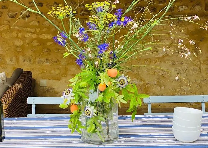 The Old Stables * Saint-Jean-dʼAngély